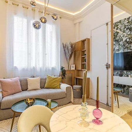 Le Studio Des Champs Elysees Parigi Esterno foto