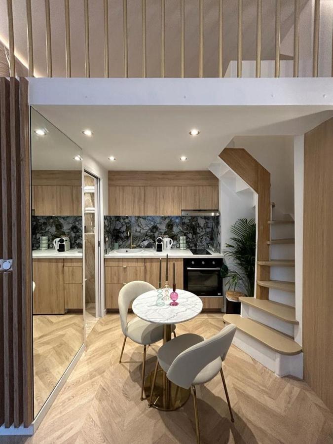 Le Studio Des Champs Elysees Parigi Esterno foto